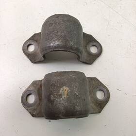 68310587aa Alfa Romeo 2017-2023 Giulia Front Sway Bar Bracket Pair Mount Stabilizer Awd Oem