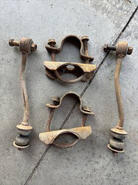 Ford 2 2wd 1977 F250 Supercab Mount Brackets For Rear Sway Bar Oem Camper Special
