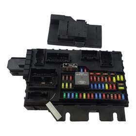 9l8t-15604-ca Ford 9l8t15604ca 09-12 Escape Mariner Interior Cabin Fuse And Relay Box Oem