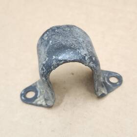 14093190 General Motors 84-87 C4 Corvette Front Sway Bar Bracket Insulator Bushing Support Brace