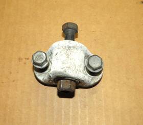 14084098 Gm 1984-1987 Corvette Oem Front Sway Bar Outer Mount Plate Good Bushing 14084098 Gm 1984-1987 Corvette Oem Front Sway Bar Outer Mount Plate Good Bushing
