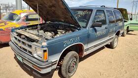 Gm Trucks 15661102 1983-1994 Chevy S10 Blazer Front Stabilizer Bar Oem Sway With Brackets 4x4