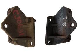 5356921 Jeep Cj Factory Sway Bar Brackets 76-86 Cj5 Cj7 Cj8 Left Right Mounting Bracket