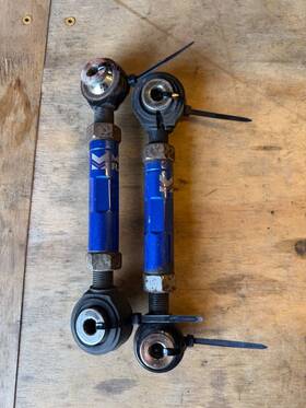 Mrs-au-0120 Megan Racing Audi Quattro A4 S4 A5 S5 Q5 Front Sway Bar Endlinks Mrs-au-0120 Megan Racing Audi Quattro A4 S4 A5 S5 Q5 Front Sway Bar Endlinks