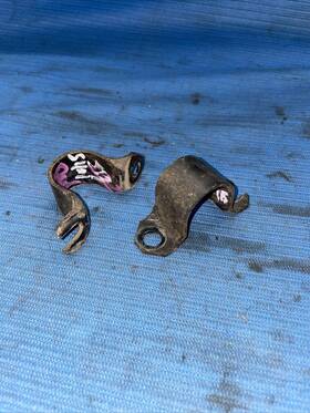 9124 Nissan 89-94 240sx S13 Oem Rear Suspension Sway Bar Mount Bracket Set Pair