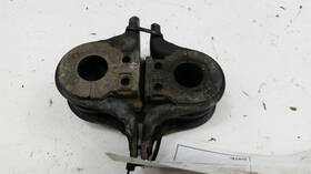 976.da1k13 Nissan 2013 Altima Sway Bar Bushing Mounting Bracket 2014 2015 2016 2017