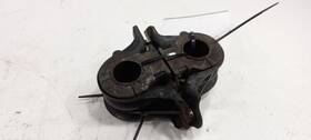 976.da1p12 Nissan Maxima Sway Bar Bushing Mounting Bracket 2011 2012 2013 2014 976.da1p12 Nissan Maxima Sway Bar Bushing Mounting Bracket 2011 2012 2013 2014