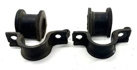 48824-34040 Toyota 2001-2007 Sequoia Rear Sway Bar Stabilizer Brackets Oem