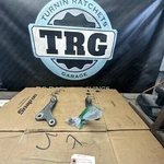 Bmw E60 M54B25 Idrive Rwd Front Left & Right Sway Bar Swing Support 31356758527. Fixed Price $104.35.