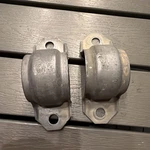 2013 Bmw 320I 328I 335I 340I 330I F30 F31 Front Stabilizer Bar Support Set 2PC. Fixed Price $20.00.